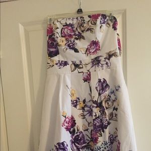 WHBM Floral Strapless Spring Summer Day Dress 8